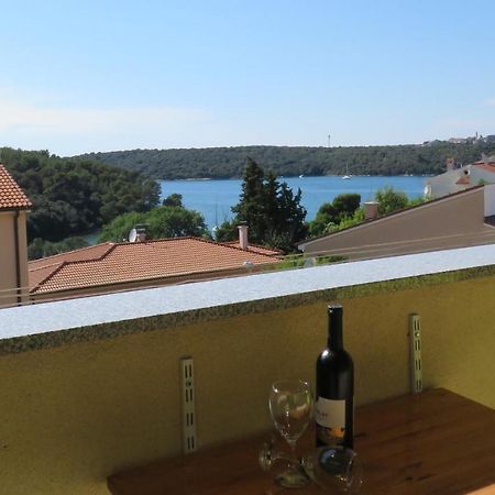 Outdoor Apartment Lina Banjole Exterior photo