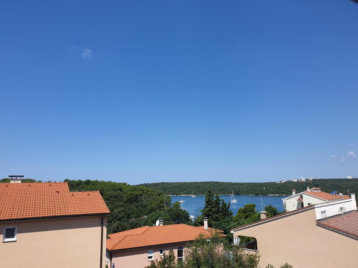 Outdoor Apartment Lina Banjole Exterior photo